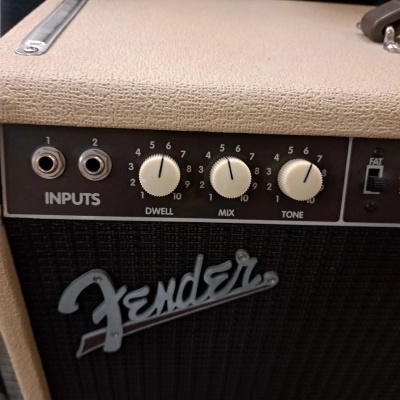 Fender Vibro-King 3